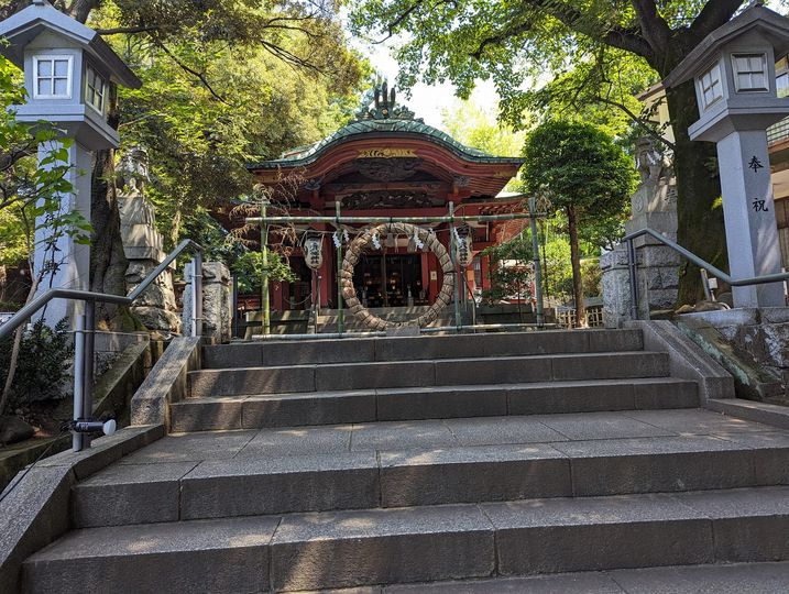 神社に奉納